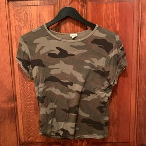 Garage camo t-shirt